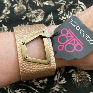New paparazzi “leather” bracelet